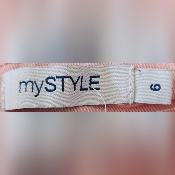 Pink Jean Shorts w/ Pockets - Picture 7 of 9